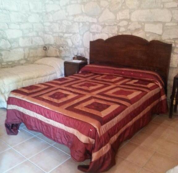 בית מלון כפרי Agriturismo Tenuta Carbonara