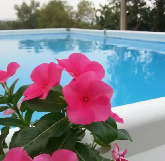 هتل Agriturismo Tenuta Carbonara