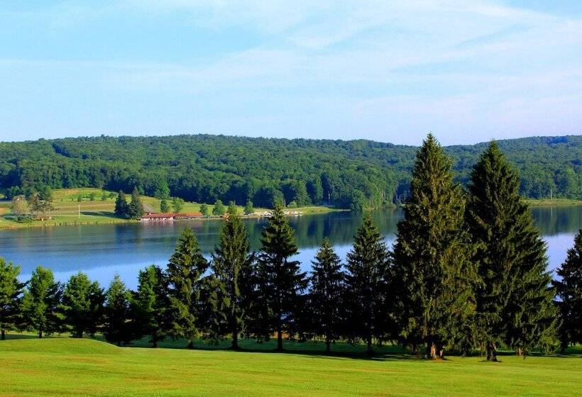 ホテル Alpine Lake Resort