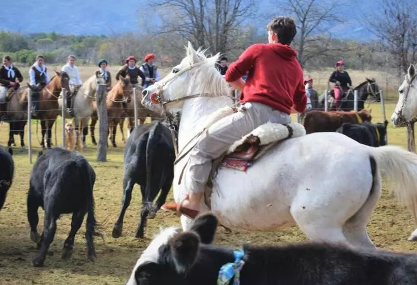 Hotelli Granja El Aromo