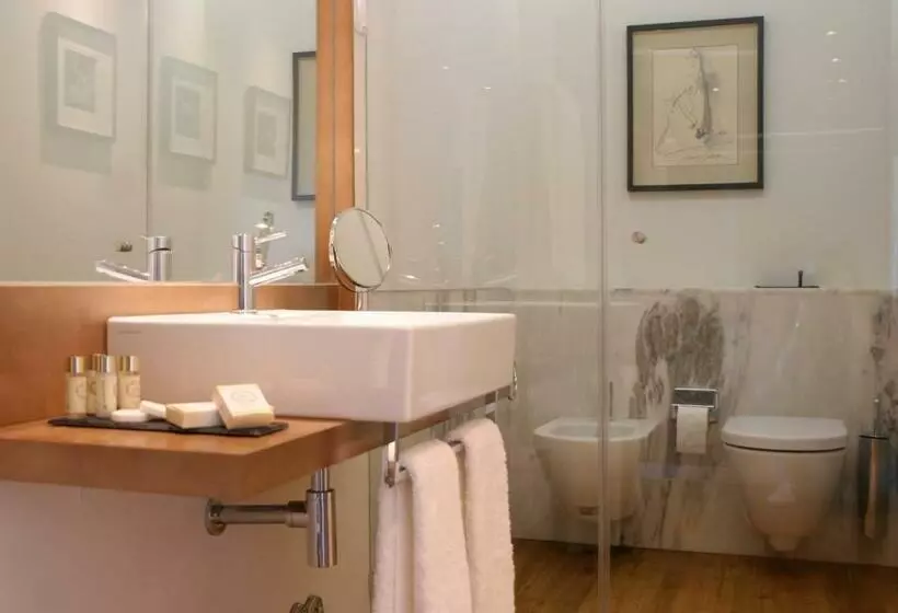 Hotelli Quinta Vale Da Roca