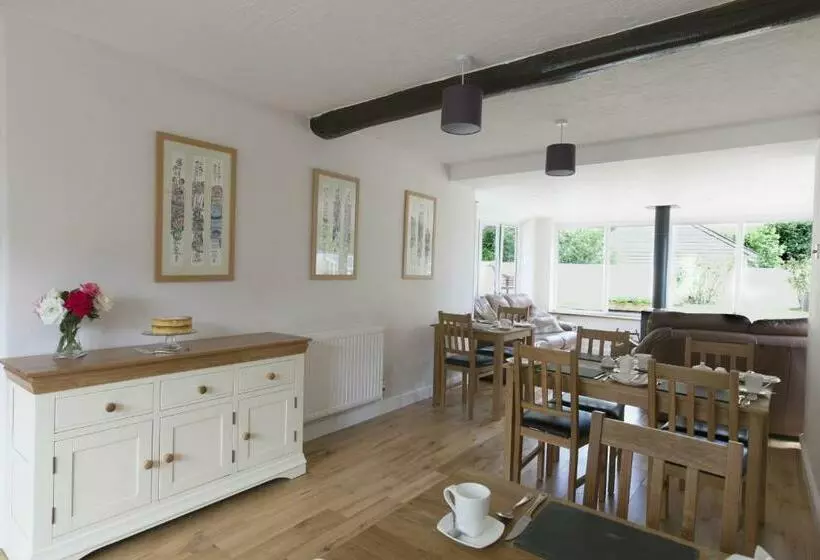 Mincombe Barn Bed & Breakfast