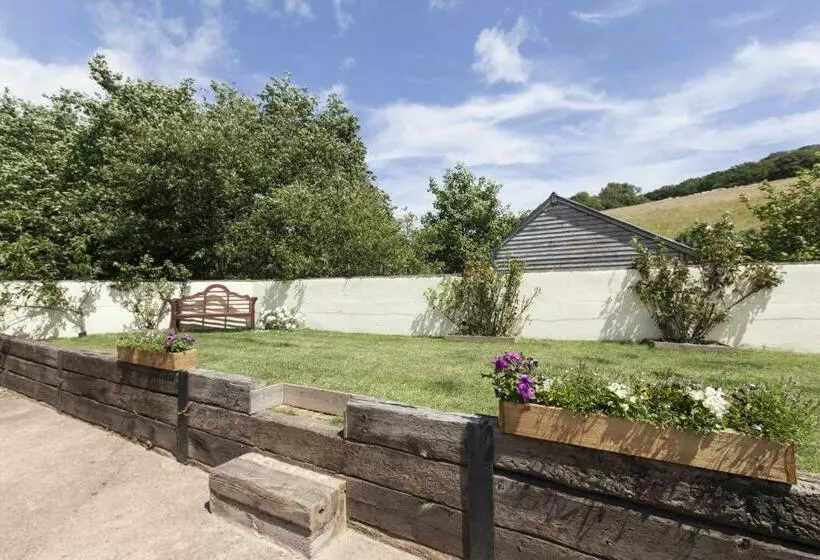 Mincombe Barn Bed & Breakfast