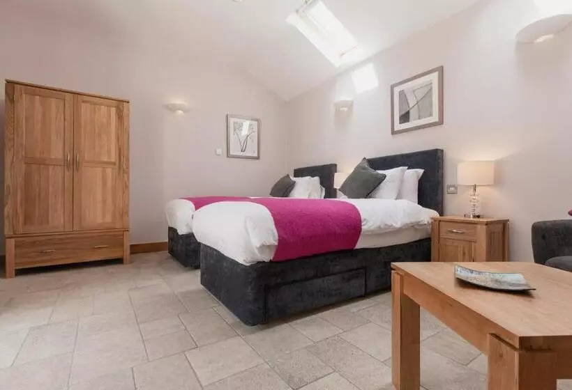 Mincombe Barn Bed & Breakfast