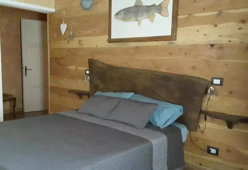 ペンション Trout Lodge