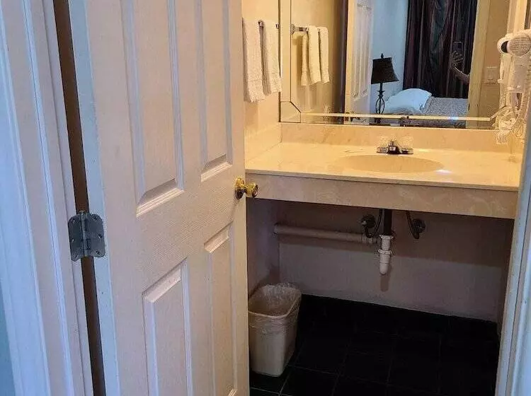 Motelli Scenic River Inn Wartburg Hwy 27