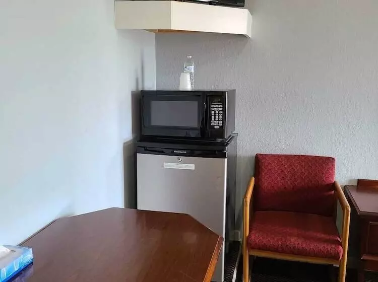 Motelli Scenic River Inn Wartburg Hwy 27