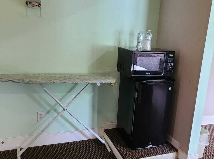 モーテル Scenic River Inn Wartburg Hwy 27