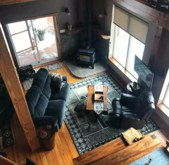 Aamiaismajoitus (B&B) Strong Timbers Bnb