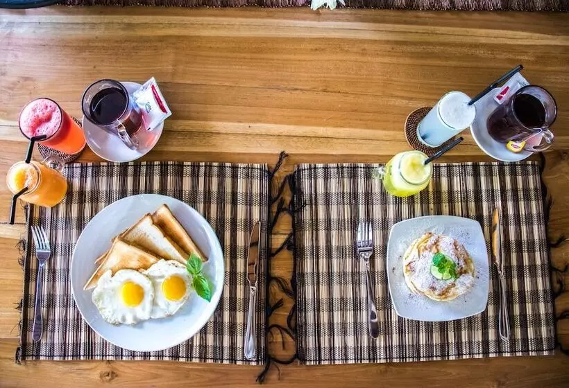 ベッドアンドブレックファースト Lameli Villas Ubud