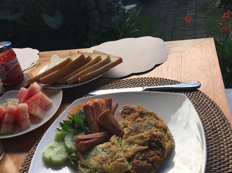 Bed and Breakfast Local Family House