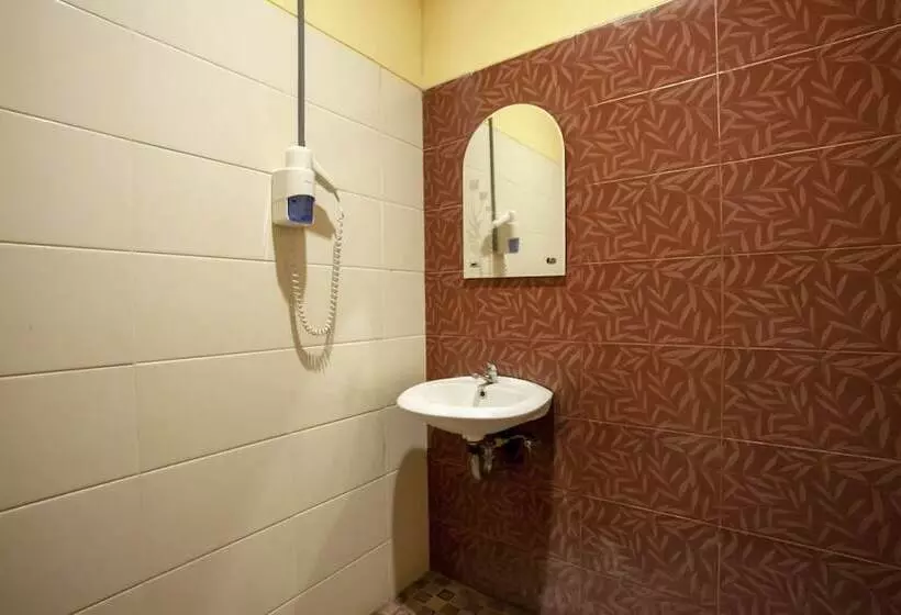 Hotelli Capital O 1709 Simalungun City