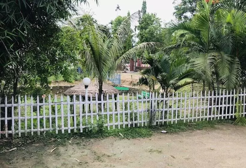 ホテル Kaziranga Resort