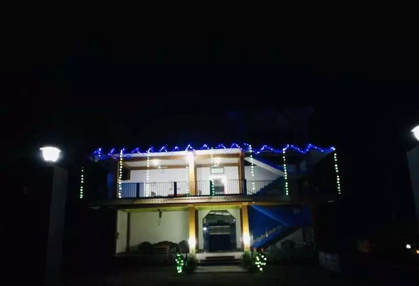 ホテル Kaziranga Resort