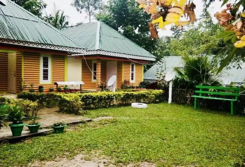 ホテル Kaziranga Resort