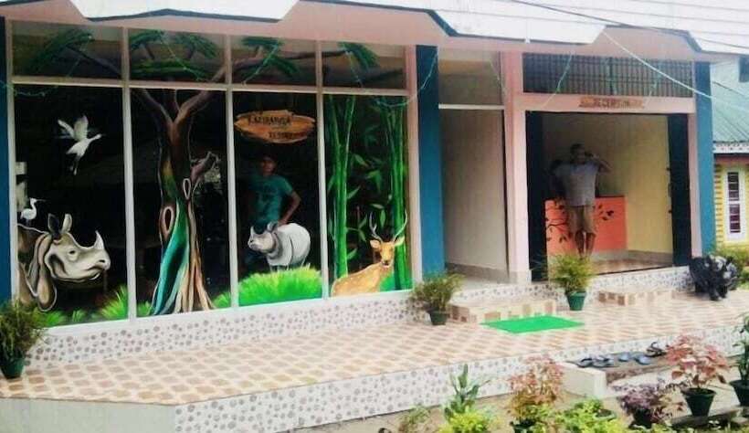 בית מלון כפרי Kaziranga Resort