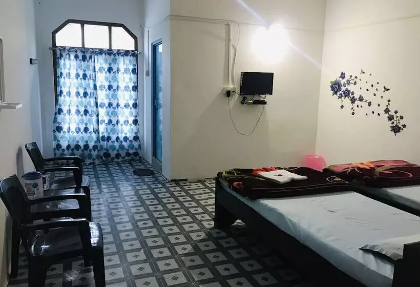ホテル Kaziranga Resort
