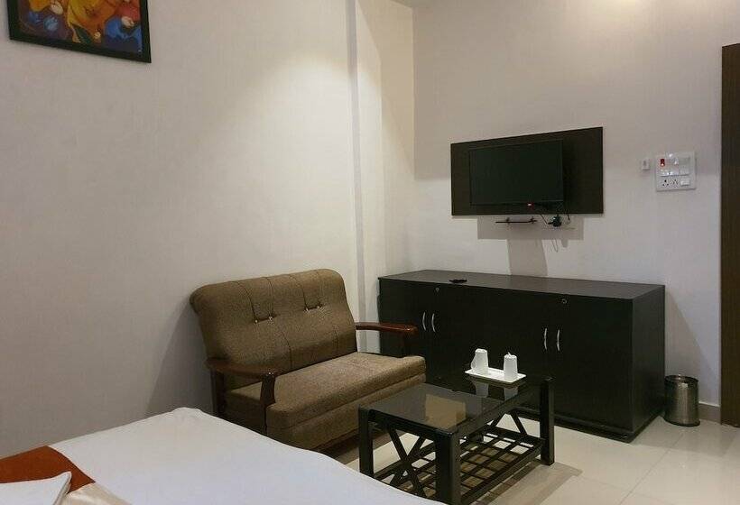 בית מלון כפרי Pinaki Inn