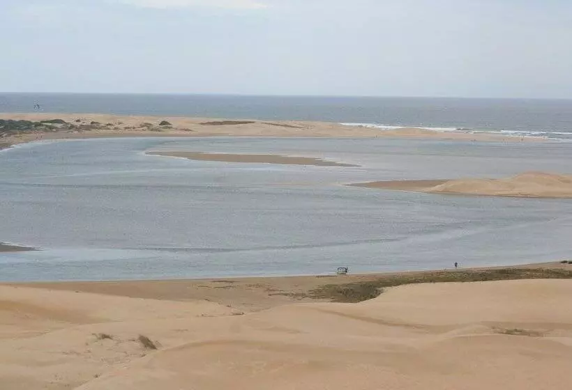 Aamiaismajoitus (B&B) Dungbeetle River Lodge