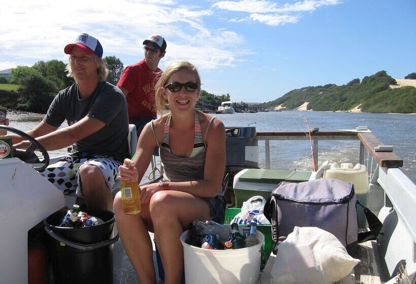 ベッドアンドブレックファースト Dungbeetle River Lodge