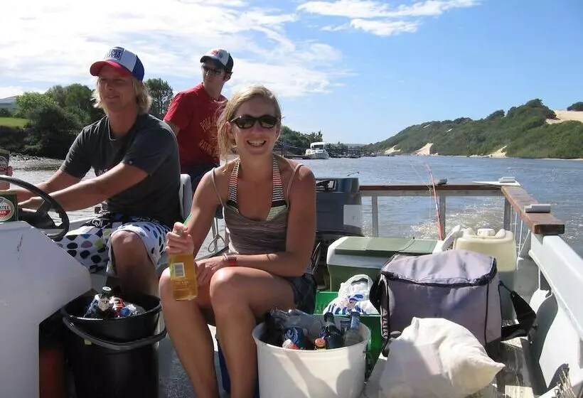 Aamiaismajoitus (B&B) Dungbeetle River Lodge