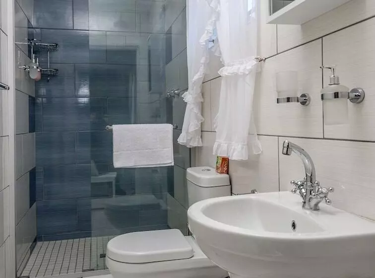 Aamiaismajoitus (B&B) Dungbeetle River Lodge