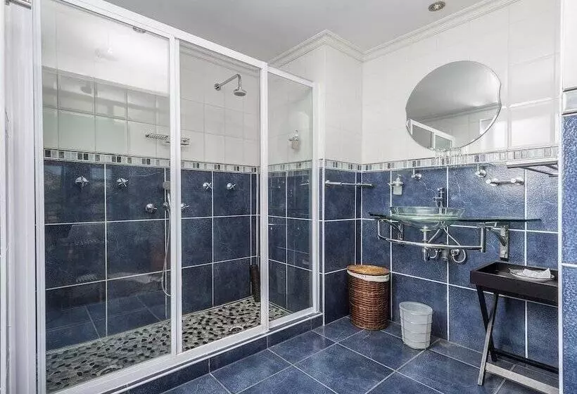 Aamiaismajoitus (B&B) Dungbeetle River Lodge