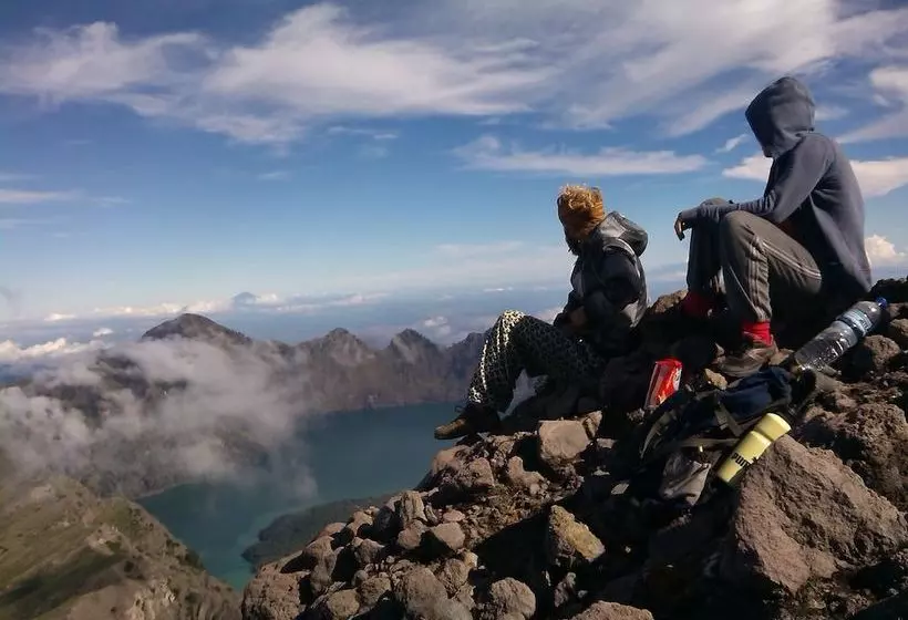 ベッドアンドブレックファースト Tetebatu Indah Homestay