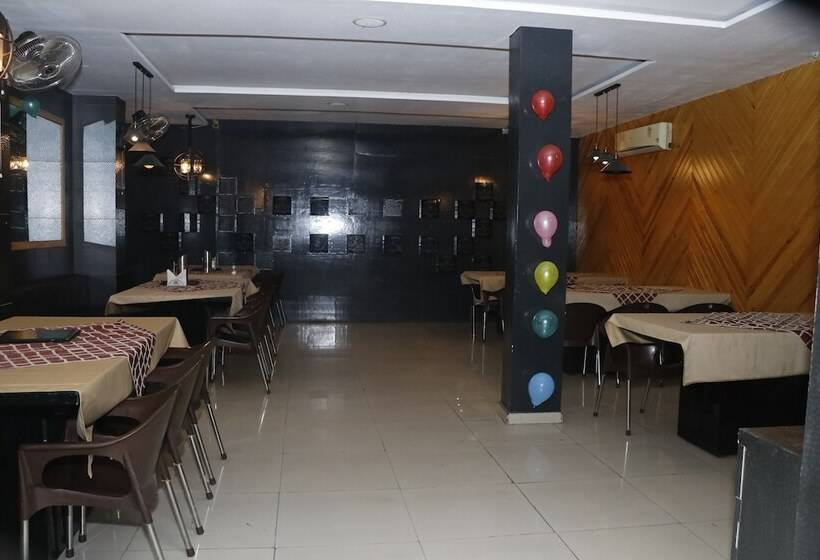 ホテル Ajanta Bhilwara