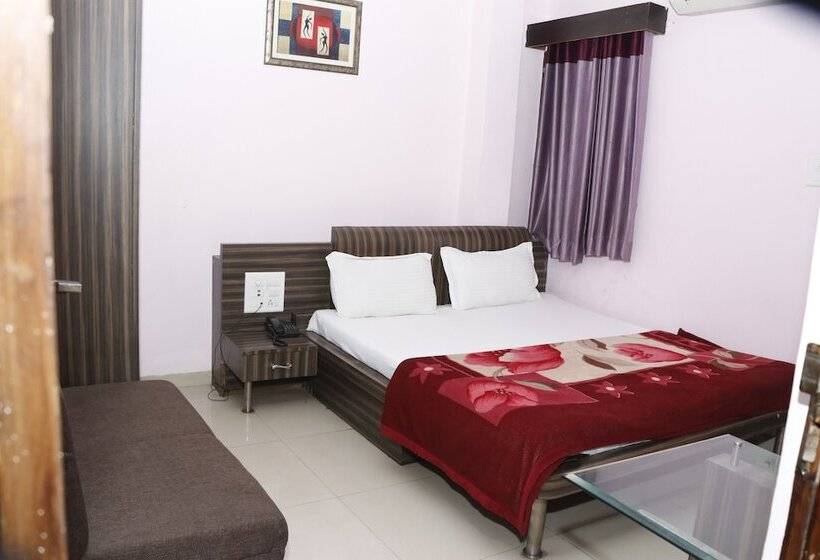 ホテル Ajanta Bhilwara