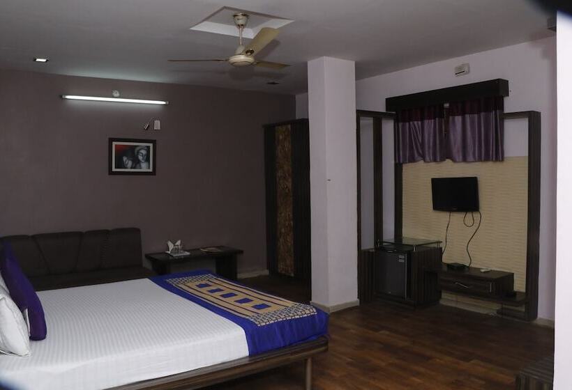 ホテル Ajanta Bhilwara