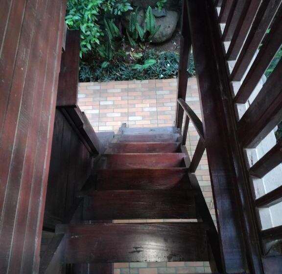 فندق D Kailash Retreat