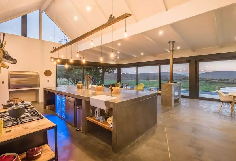 ホテル De Aap Farm Lodge & Private Nature Reserve