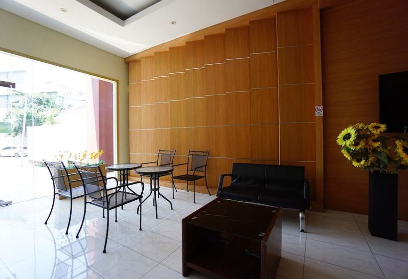 호텔 D'kanaka Riverview By Oyo Rooms