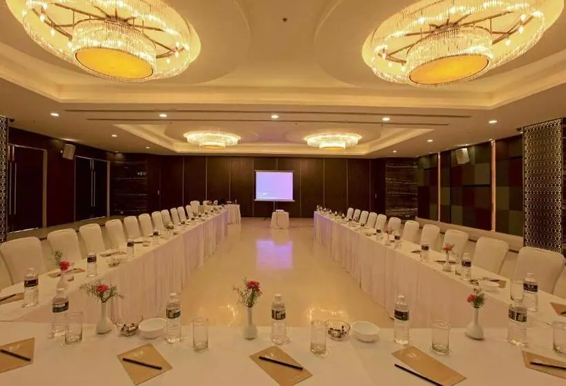 Hotelli Goutham Grand