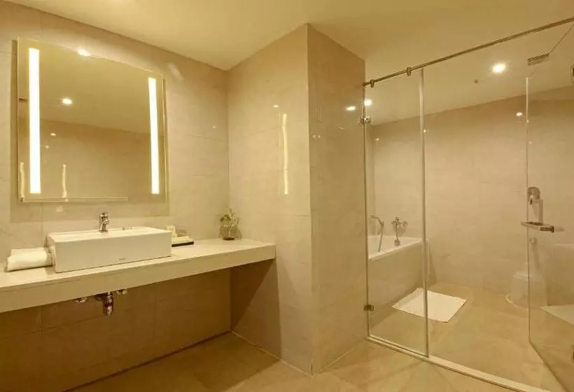 Hotelli Goutham Grand