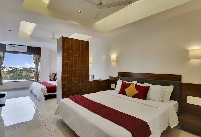 Goverdhan Greens Resort Dwarka L Hotels In Dwarka