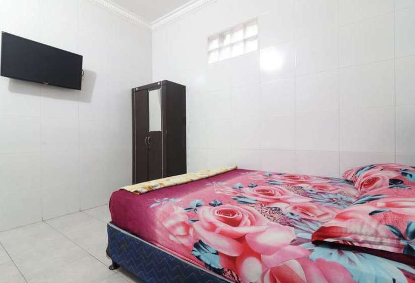 ホテル Graha Indah