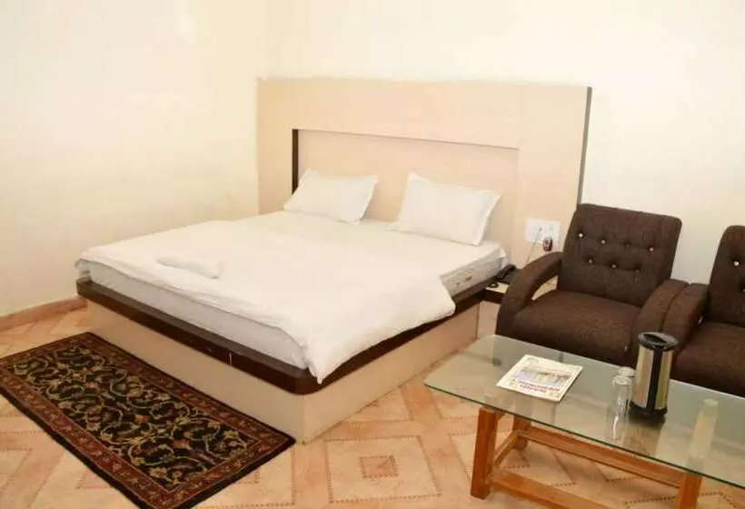 Hotelli Nand Residency