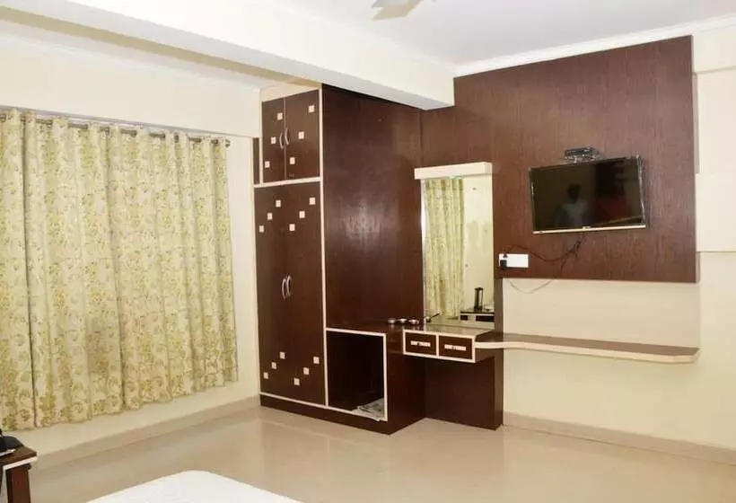 Hotelli Nand Residency