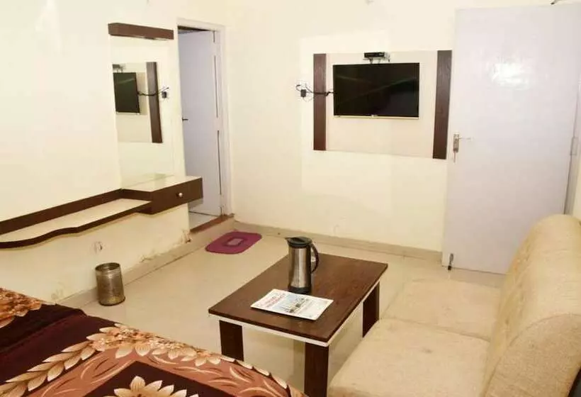 Hotelli Nand Residency