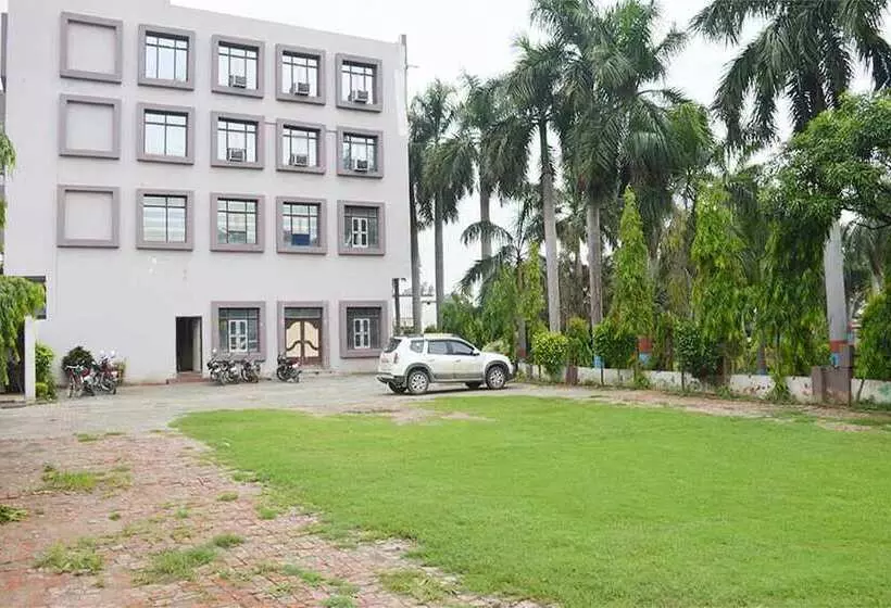 Hotelli Nand Residency