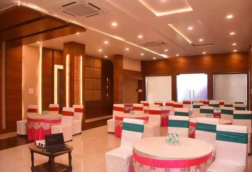 Hotelli Nand Residency