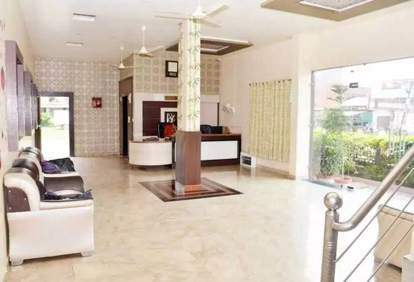 Hotelli Nand Residency