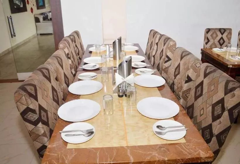 Hotelli Nand Residency