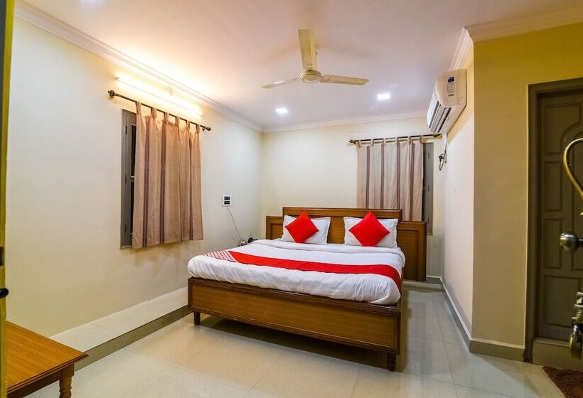 ホテル Pujitha Residency By Oyo Rooms