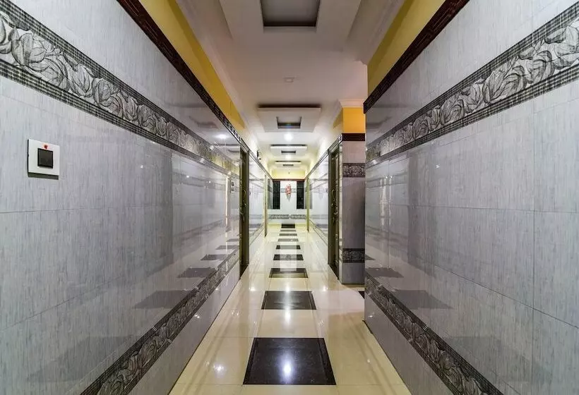 ホテル Pujitha Residency By Oyo Rooms