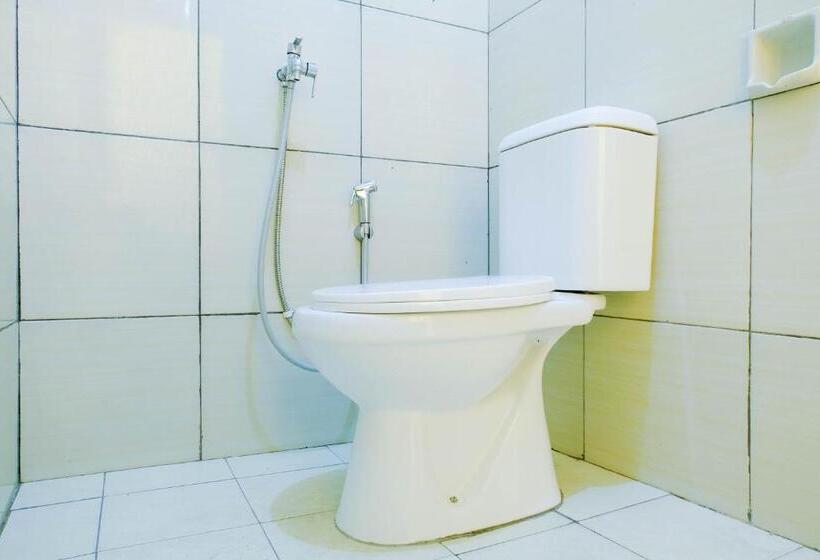 בית מלון כפרי Reddoorz Near Stab Syailendra Kopeng