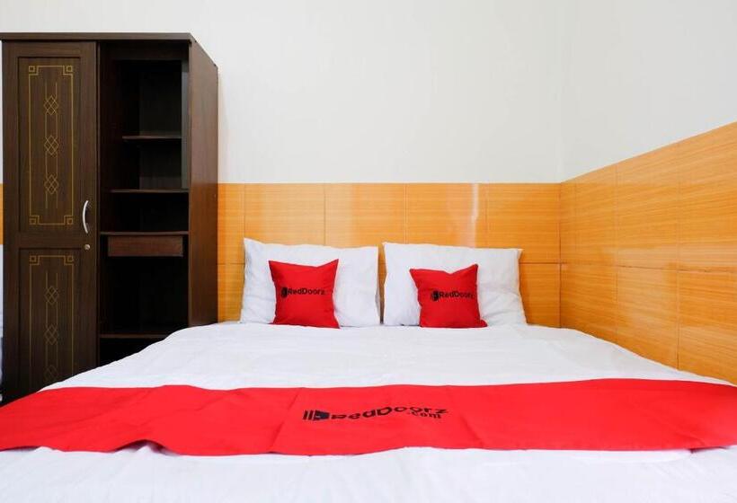 בית מלון כפרי Reddoorz Near Stab Syailendra Kopeng