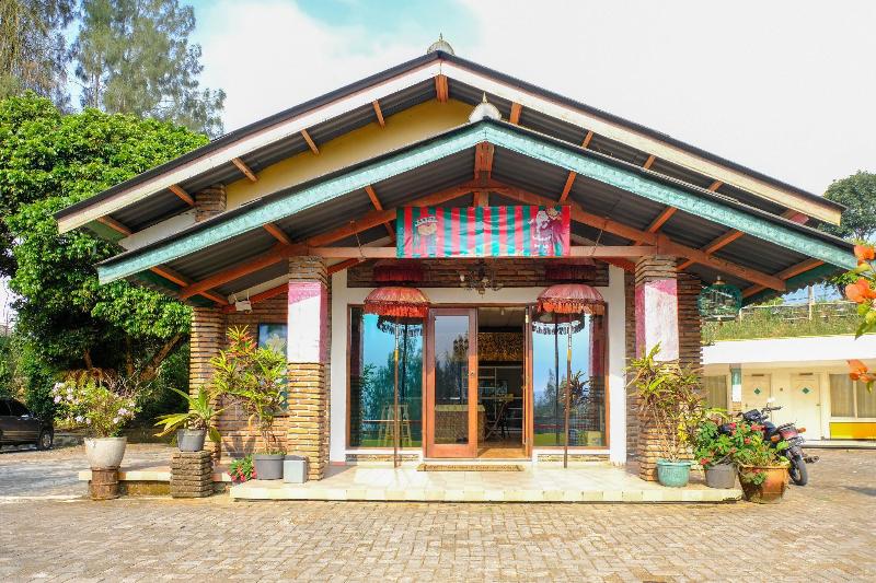 Hotel Reddoorz Near Stab Syailendra Kopeng